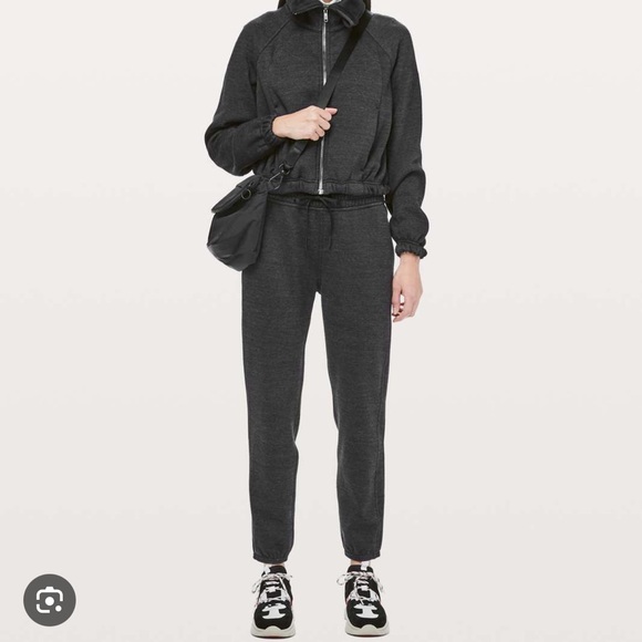 Lululemon insulated sweater pants size 8 - Picture 1 of 9